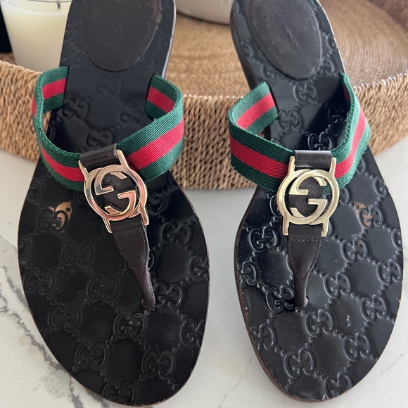 Gucci  Women’s Lifford Flip-flop- leather/nylon Web Slides Sz 38 - Picture 1 of 12